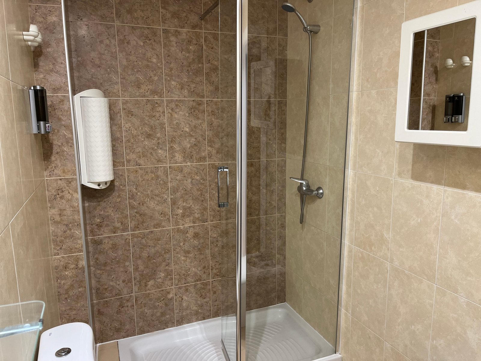 Apartamento triple - bano ducha